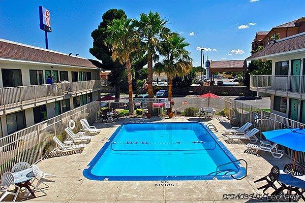 לאס קרוסס Rodeway Inn מראה חיצוני תמונה